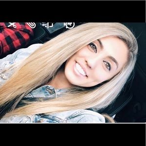 Meet your Posher, Nicole